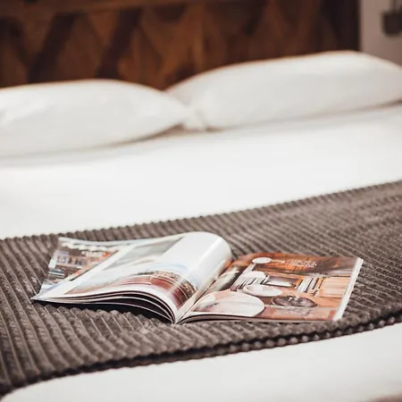 דירה Maison Carrel Elegant 6 *